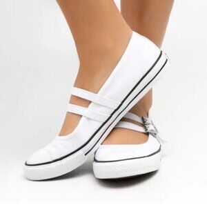 NEW Converse Chuck Taylor All Star Dainty Mary Jane Sneakers Women’s Sz 6.5 NWT